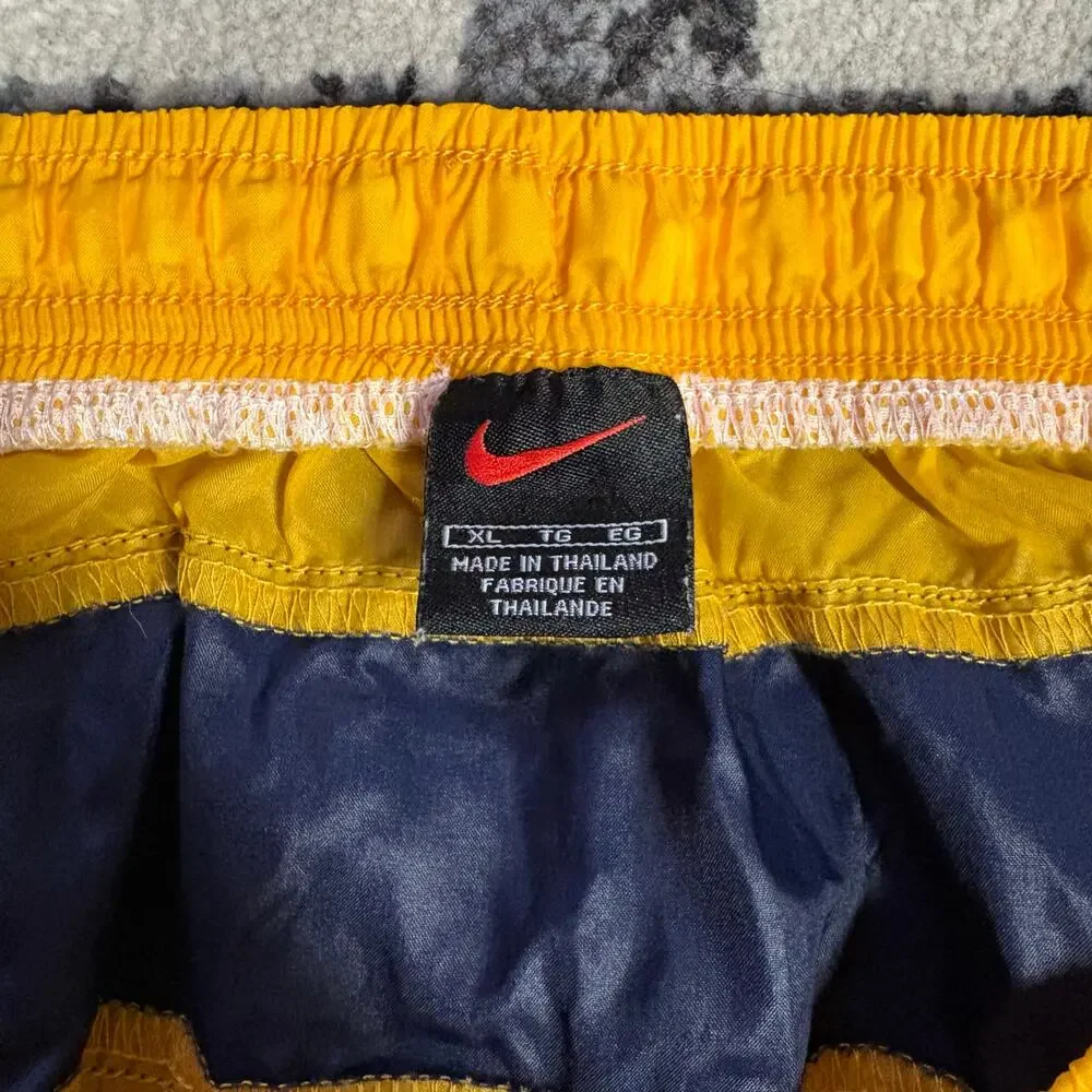 NIKE Vintage 90s Mens Yellow‎ Embroidered Swoosh Sport Shorts Size XL Preowned
